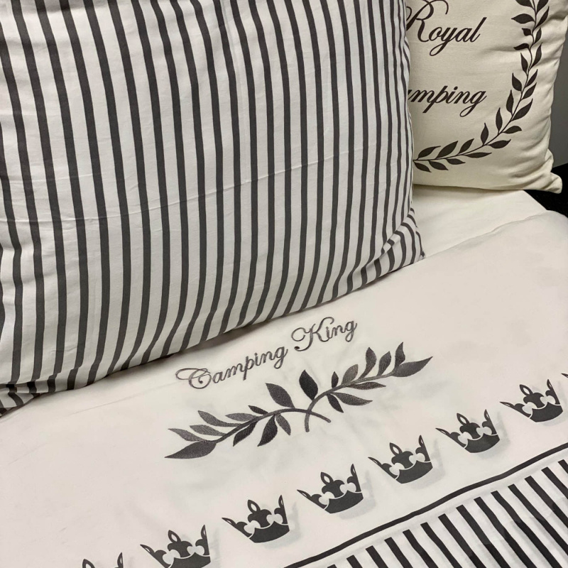 Royal Camping Lakanasetti King ryhmässä Koti & Sisustus / Tekstiilit / Petivaatteet @ Campmarket (74088)