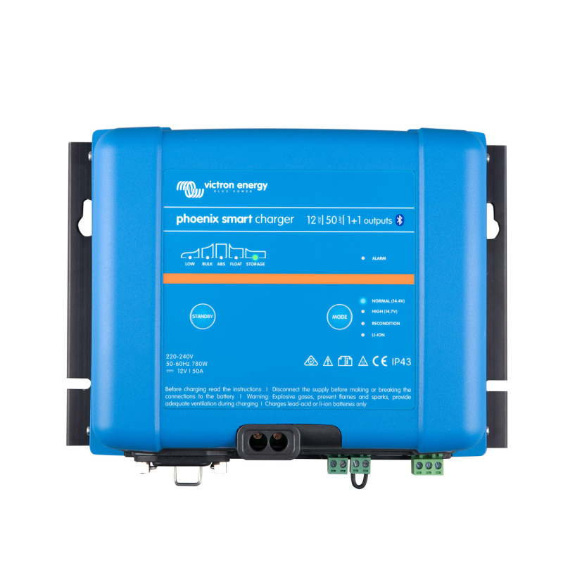 Victron Akkulaturi Phoenix Smart IP43 12/50(1+1) 230V ryhmässä Matkailuvaunu & Matkailuauto / Elektroniikka / Akut & Muuntimet / Akkulaturit @ Campmarket (81211)