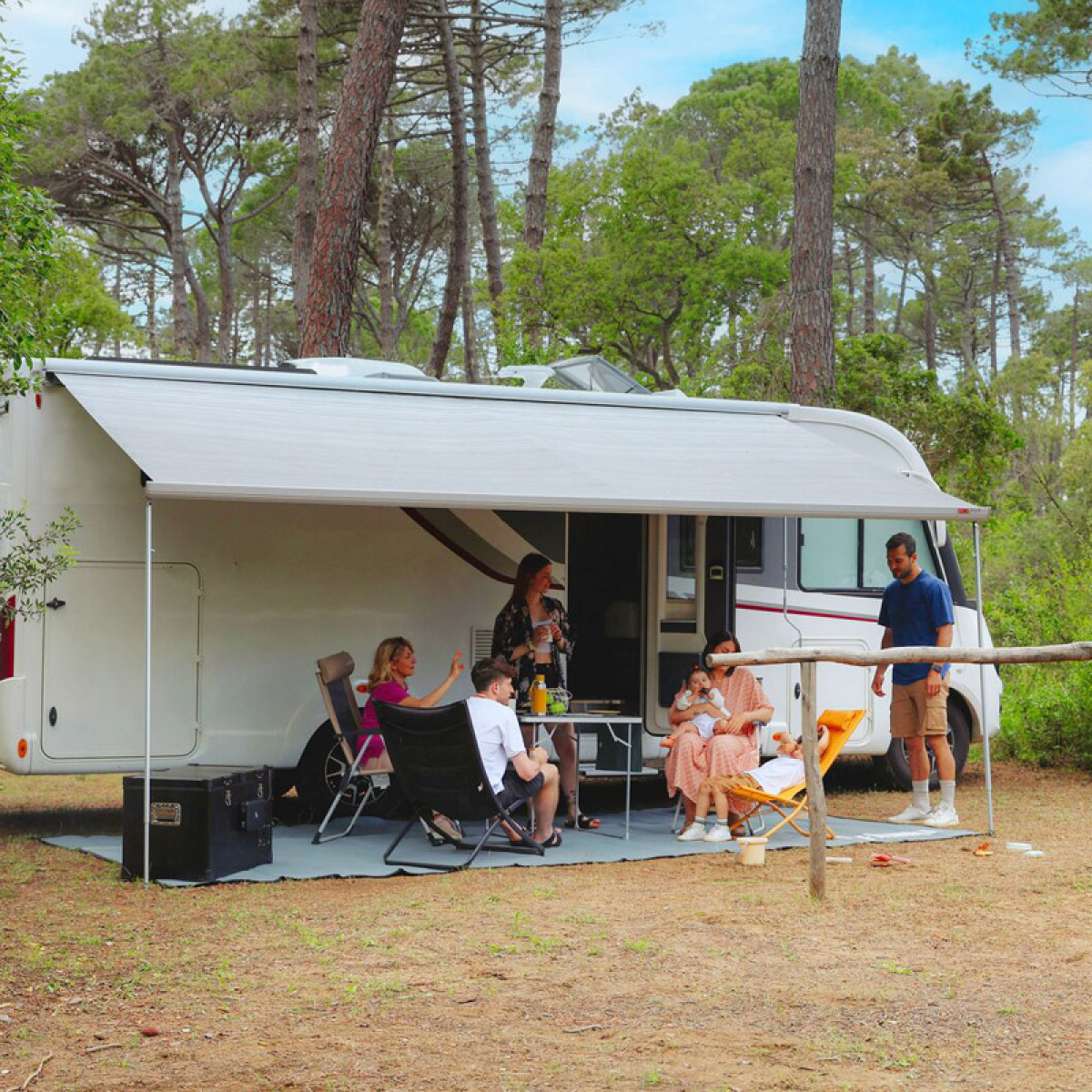 Fiamma F45S Titaani Kotelo ryhmässä Etuteltat & Markiisit / Markiisit / Matkailuauto Markiisit / Fiamma / Seinään Asennettavat @ Campmarket (65139)