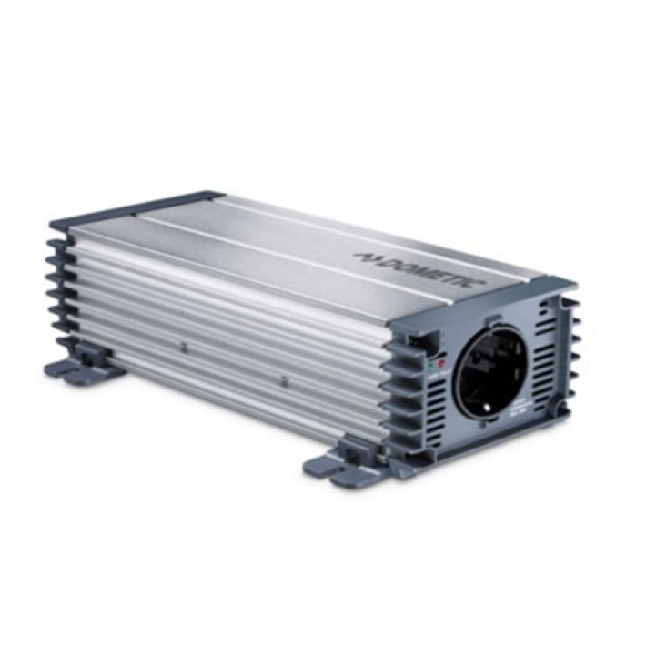 Dometic PerfectPower PP 602 ryhmässä Matkailuvaunu & Matkailuauto / Elektroniikka / Akut & Muuntimet / Invertteri & Muunnin / Muunnin 12V – 230V @ Campmarket (65664)