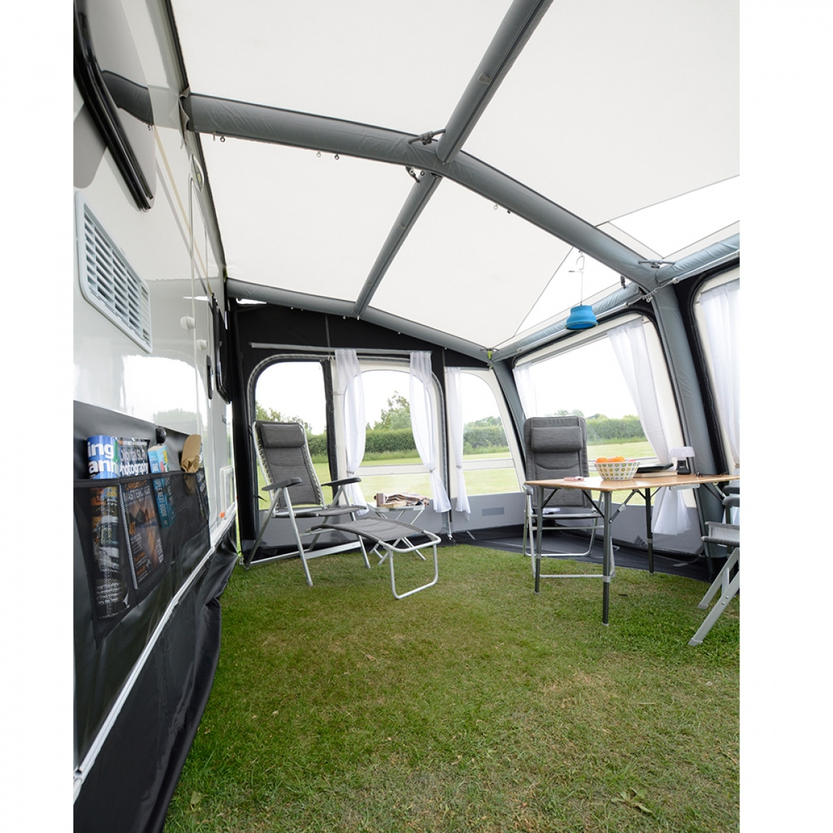 Kampa Rally Air Pro 390 Grande Husvagn ryhmässä @ Campmarket (67345)