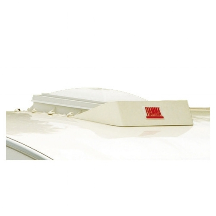 Spoileri Kattoluukuille 40x40 ryhmässä Matkailuvaunu & Matkailuauto / Koriosat / Kattoluukut / Lisävarusteet Kattoluukkuihin @ Campmarket (67622)