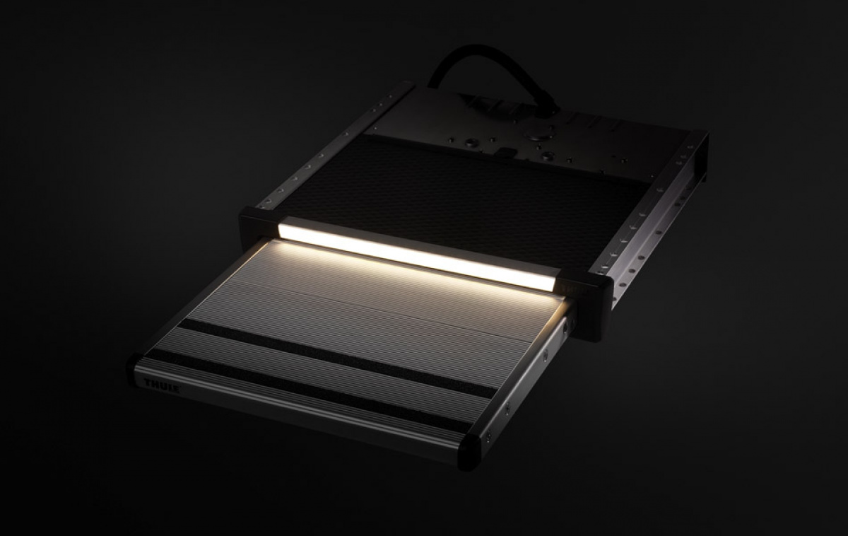 Thule LED Sarja Slideout V12/18 ryhmässä Matkailuvaunu & Matkailuauto / Koriosat / Asennetut Askelmat @ Campmarket (67656)