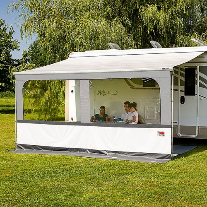 Fiamma Blocker Pro ryhmässä Etuteltat & Markiisit / Markiisit / Matkailuvaunu Markiisit / Päädyt & Etupaneelit Matkailuvaunun Markiiseihin / Pääty- ja Etupaneelit Caravanstore XL @ Campmarket (69952)