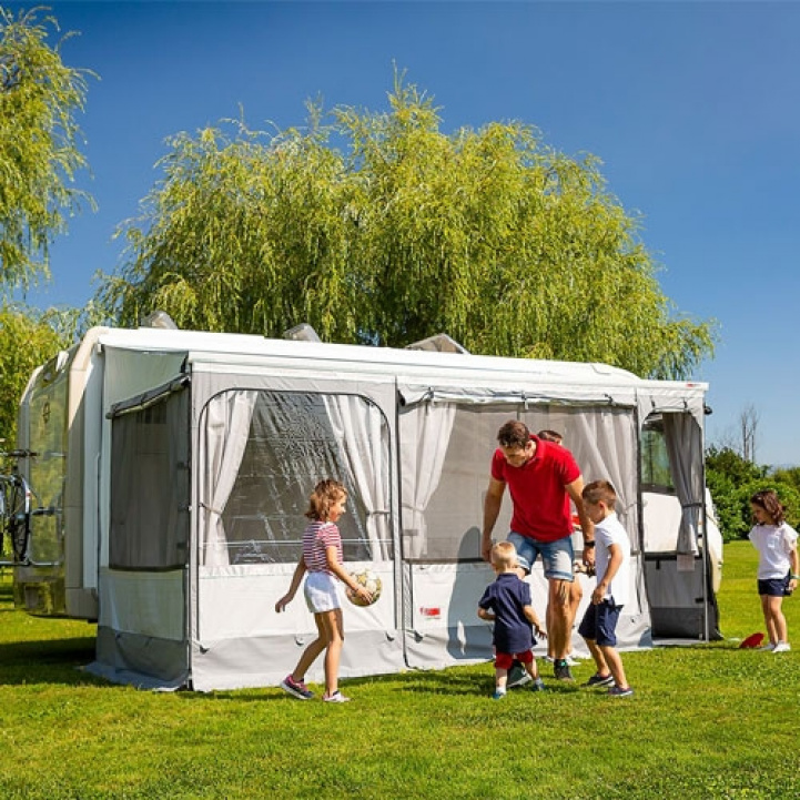 Fiamma Privacy Room Large ryhmässä Etuteltat & Markiisit / Markiisit / Matkailuauto Markiisit / Fiamma / Sivut / Etupaneelit @ Campmarket (72715)