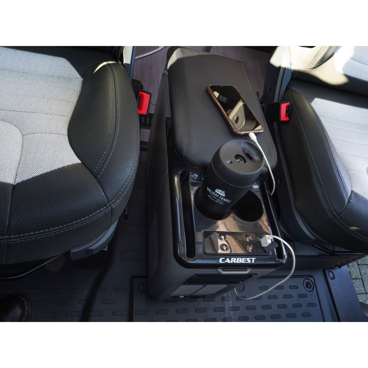 Carbest Kompressori Jääkaappi CabCooler 14 Ducato Istuinten Väliin ryhmässä Matkailuvaunu & Matkailuauto / Lämmitys & Ilmastointi / Jääkaapit & Kylmälaukut / Kylmälaukut @ Campmarket (79272)