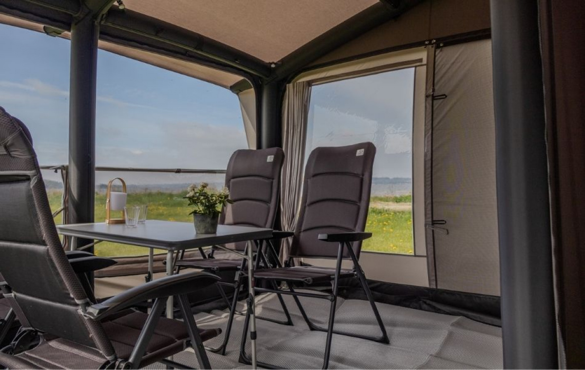 Telta Core Drive-Away 330 ryhmässä Etuteltat & Markiisit / Matkailuauton Teltat / Ilmateltat matkailuautoihin / Telta Matkailuauto @ Campmarket (82309)