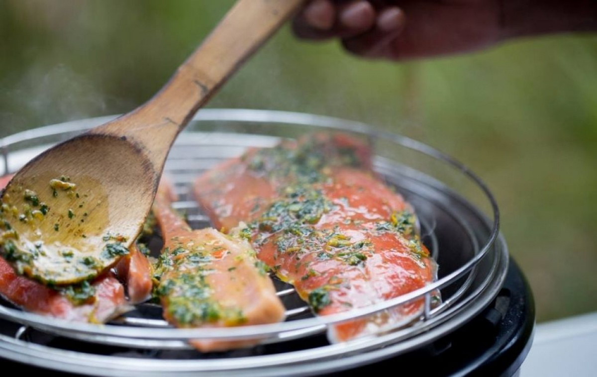 KAMPANJAPAKETTI Cobb Premier Gas Pro Roastrack ryhmässä Uutuudet @ Campmarket (82748)