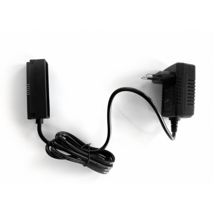 Smart Living Akunlaturi Cool ryhmässä Matkailuvaunu & Matkailuauto / Lämmitys & Ilmastointi / Jääkaapit & Kylmälaukut / Lisätarvikkeet @ Campmarket (82751)