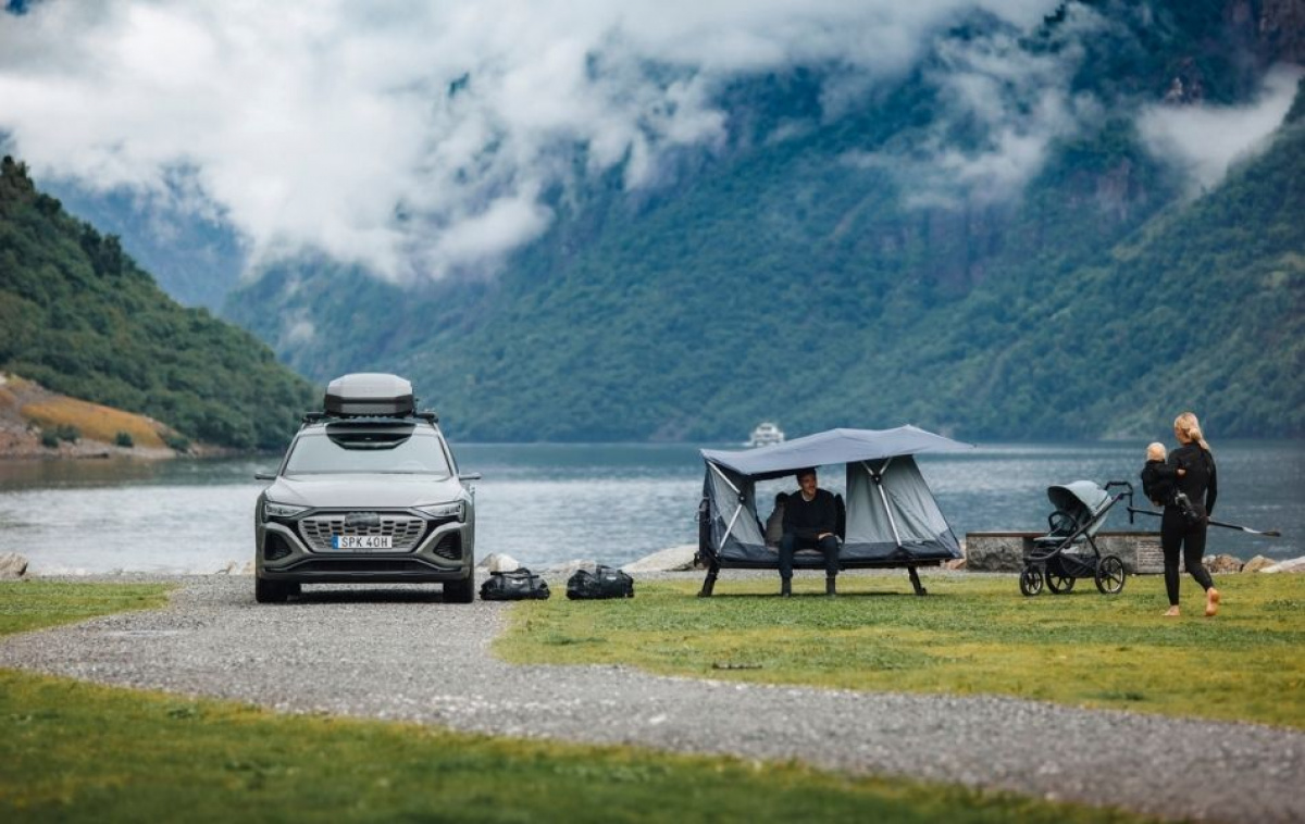 Thule Outset Vetokoukkuun Asennettava Autoteltta ryhmässä Etuteltat & Markiisit / Muut Teltat @ Campmarket (82893)