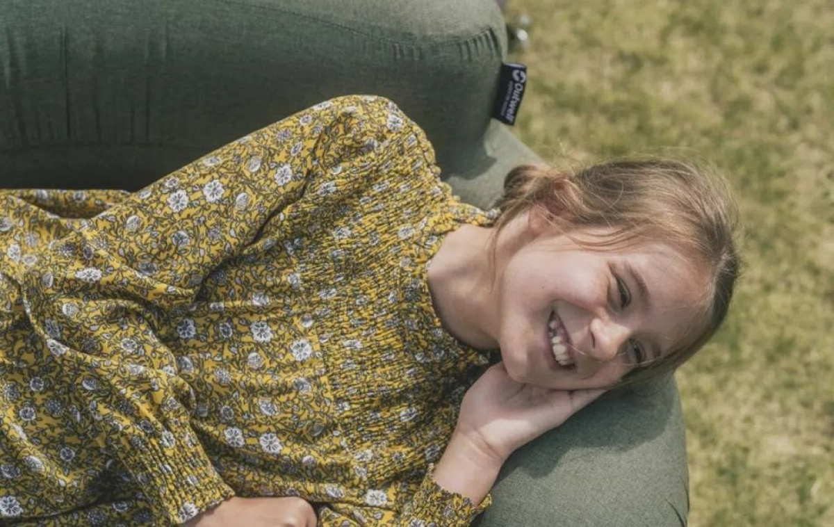 Outwell Ilmatäytteinen Sohva Laze ryhmässä Retkeilykalusteet / Huonekalut / Puhallettavat Huonekalut @ Campmarket (83143)