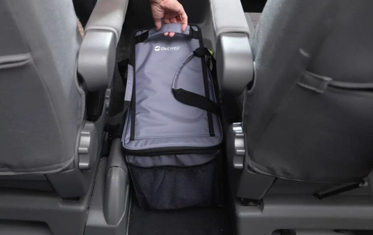 Outwell Kylmälaukku Eagle Van M ryhmässä Kotitalous & Keittiö / Keittiötarvikkeet / Kylmälaukut & Kylmäkallet @ Campmarket (83164)