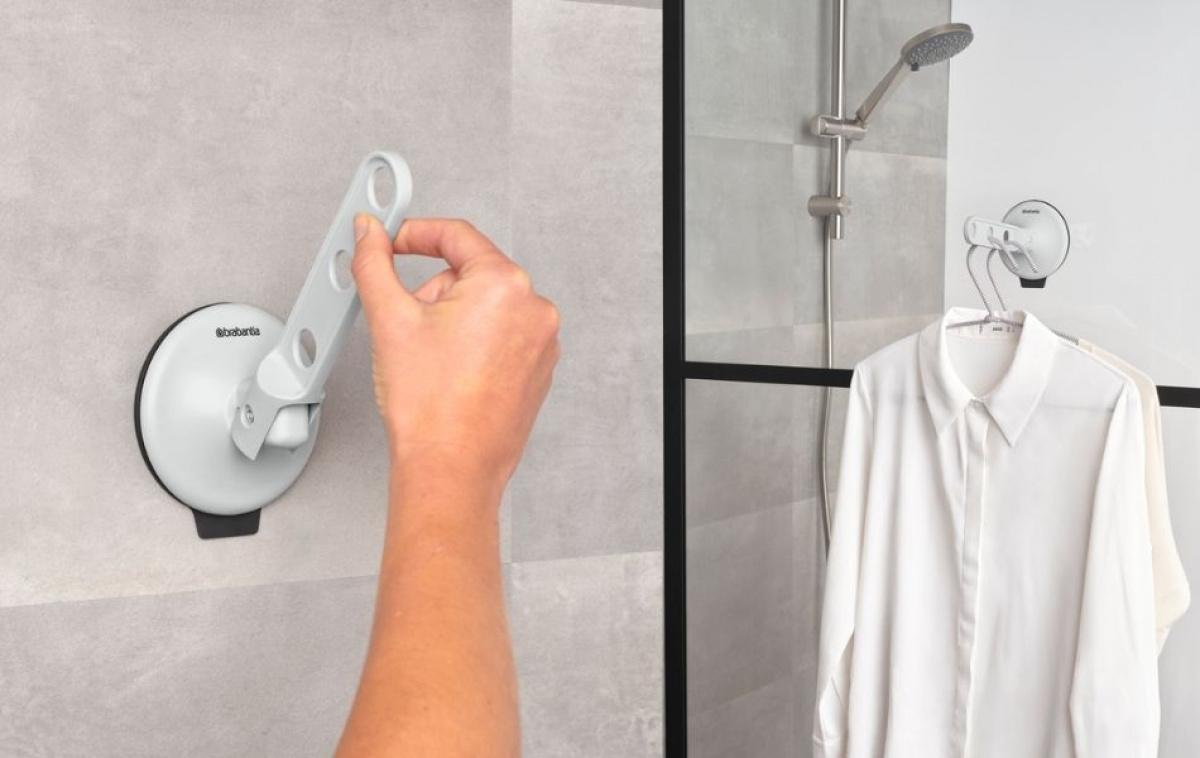 Koukku Ripustukseen Imukupilla Vaaleanharmaa ryhmässä Vesi & Sanitaatio / Kylpyhuoneen Tuotteet @ Campmarket (83585)