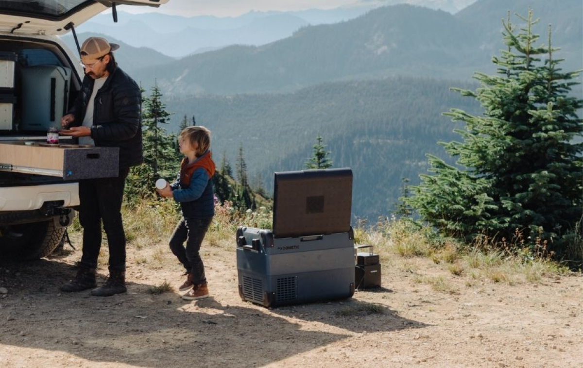 Dometic Kompressorikylmälaatikko CFX2 57L ryhmässä Matkailuvaunu & Matkailuauto / Lämmitys & Ilmastointi / Jääkaapit & Kylmälaukut / Kylmälaukut @ Campmarket (83789)