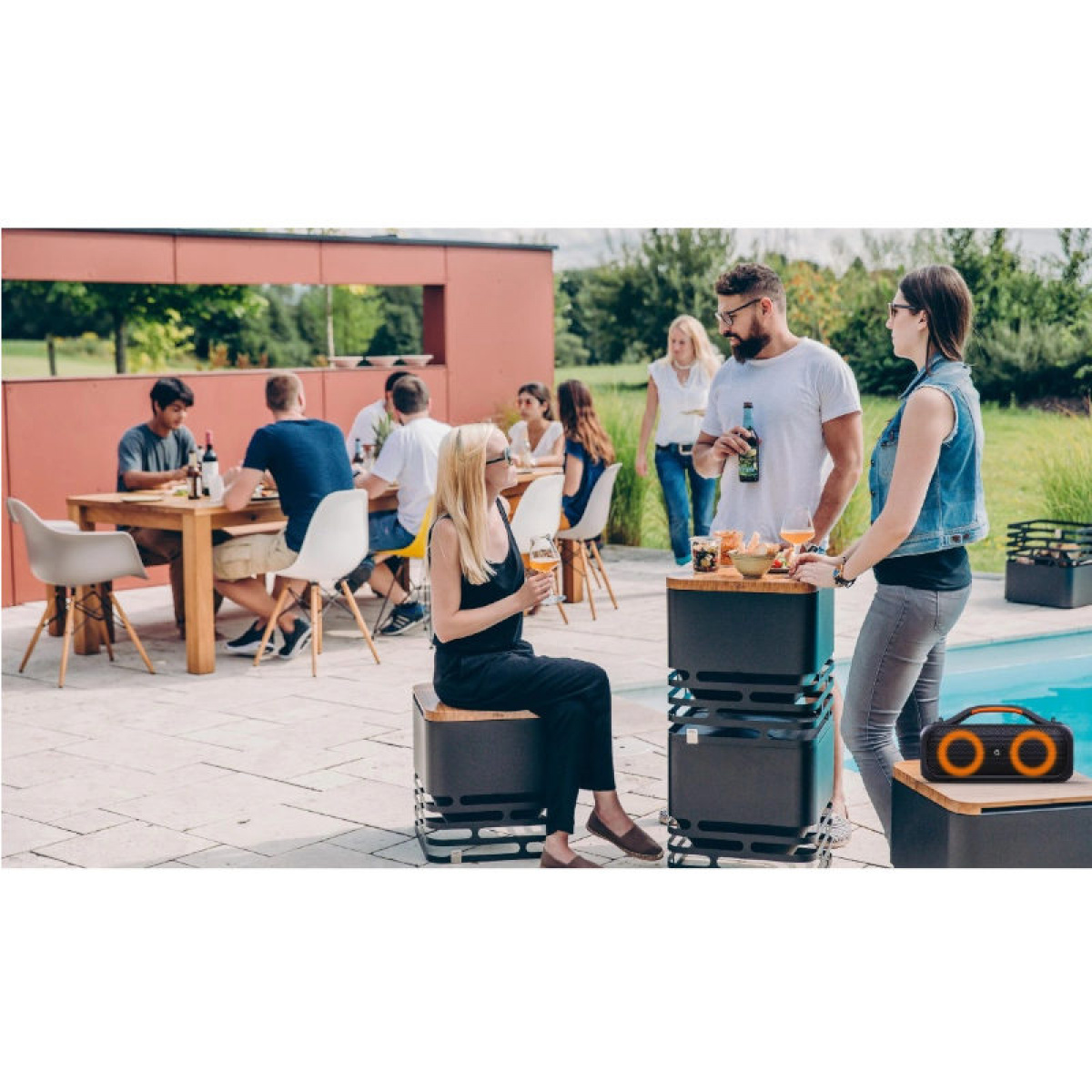 Manta SPK216 Bluetooth Kaiutin ryhmässä Matkailuvaunu & Matkailuauto / Elektroniikka / TV, Kuva & Ääni / Kaiuttimet @ Campmarket (84604)