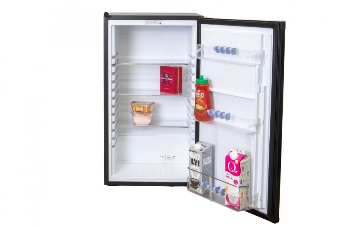 Sunwind Kompressorijääkaappi Nova 70L Musta 12/24V ryhmässä Matkailuvaunu & Matkailuauto / Lämmitys & Ilmastointi / Jääkaapit & Kylmälaukut / Kompressorijääkaappi @ Campmarket (84784)